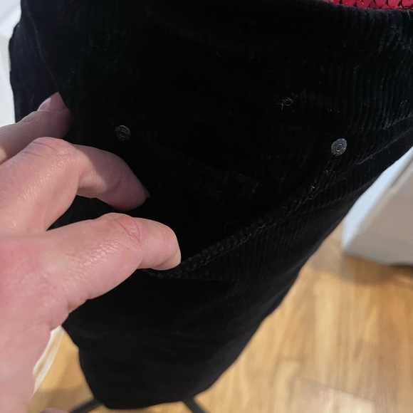 Black cord stretchy skirt - Picture 3 of 5